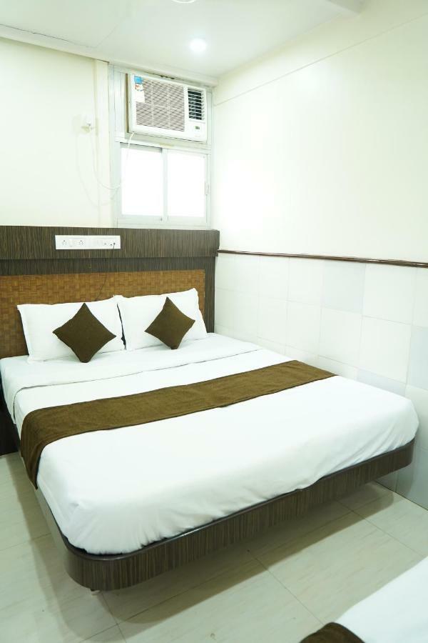 Sharda Residency Hotel Mumbai Kültér fotó